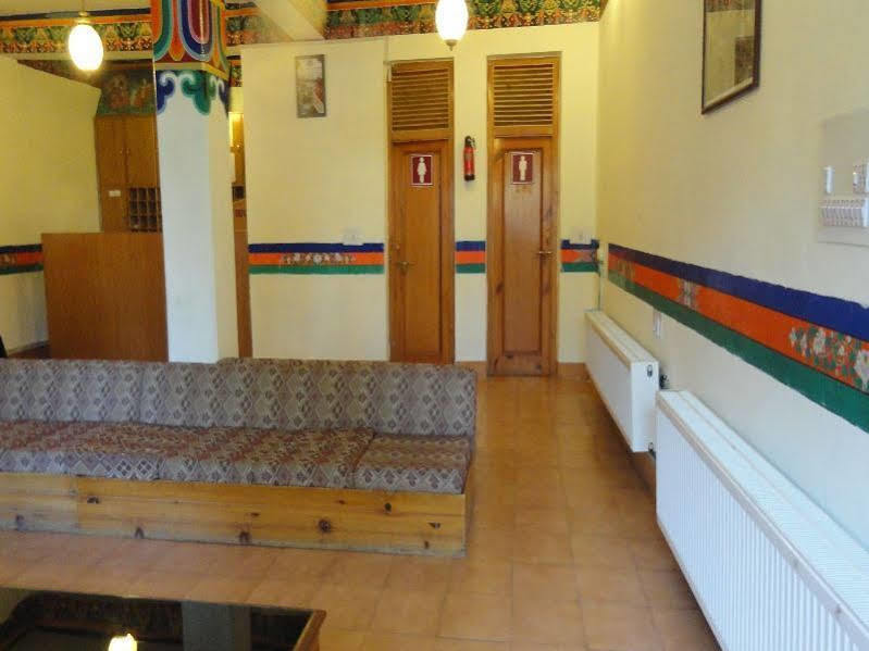 Отель Mandala Лех Экстерьер фото